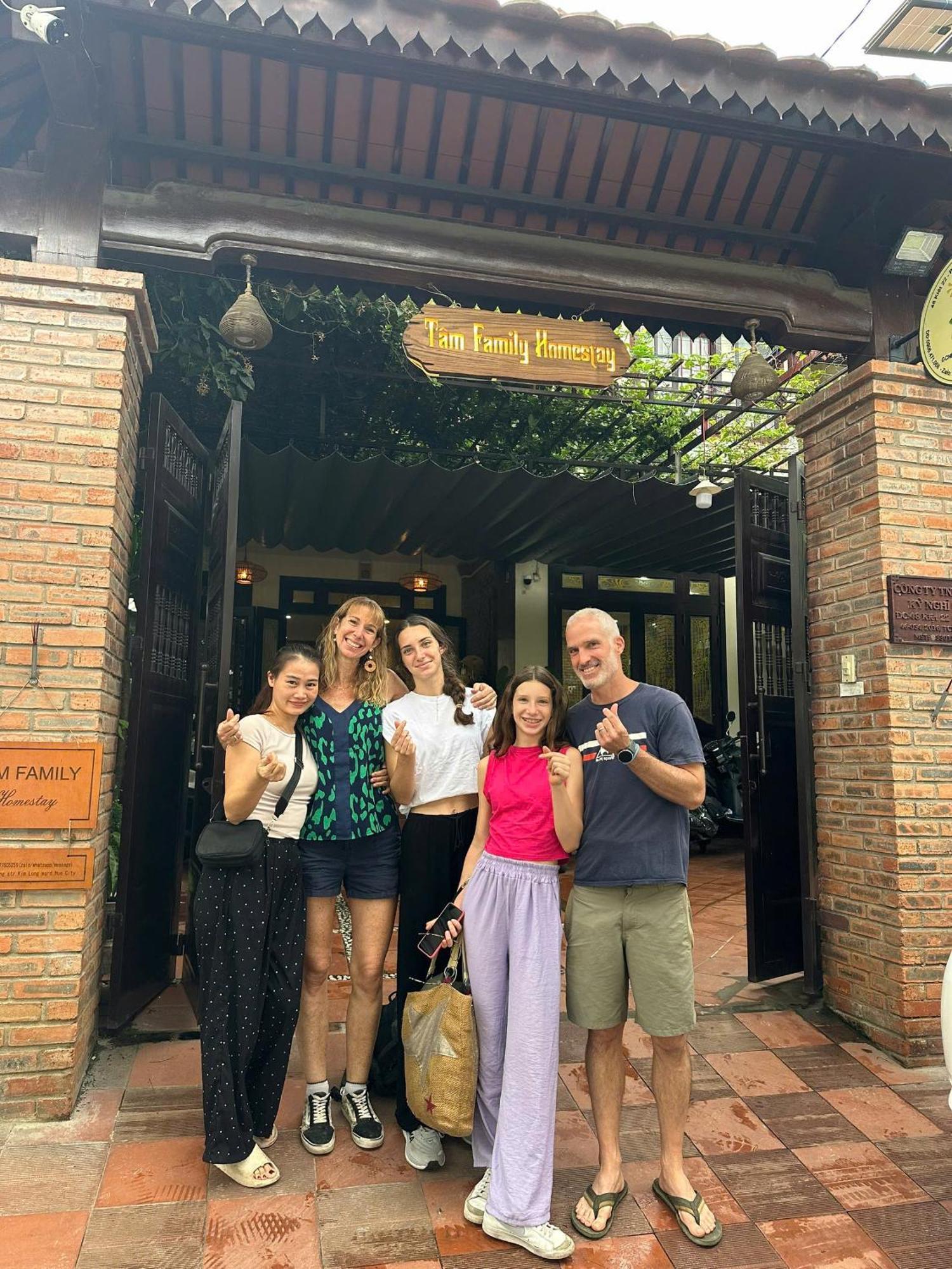Tam Family Homestay-Hué Extérieur photo